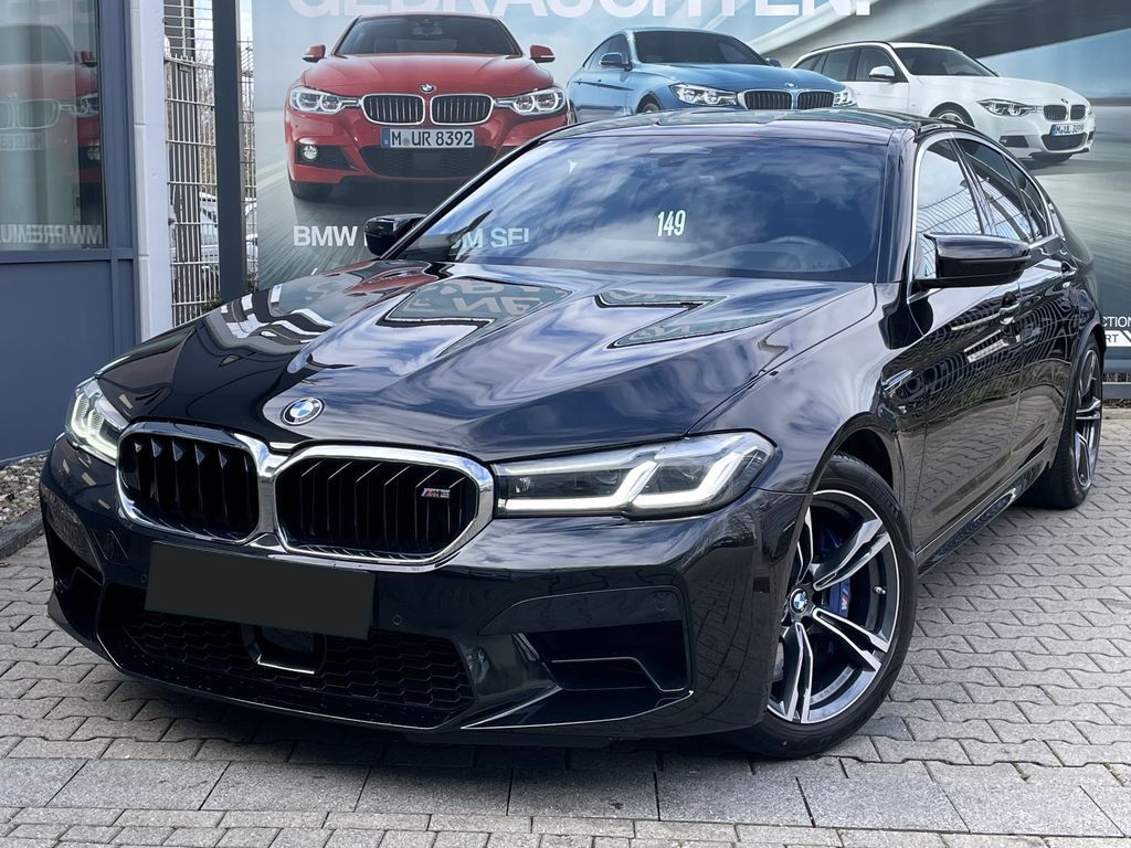 BMW M5 xDrive | předváděcí auto skladem | od autorizovaného prodejce | super cena | černá metalíza | online nákup | online prodej | autoibuy.com